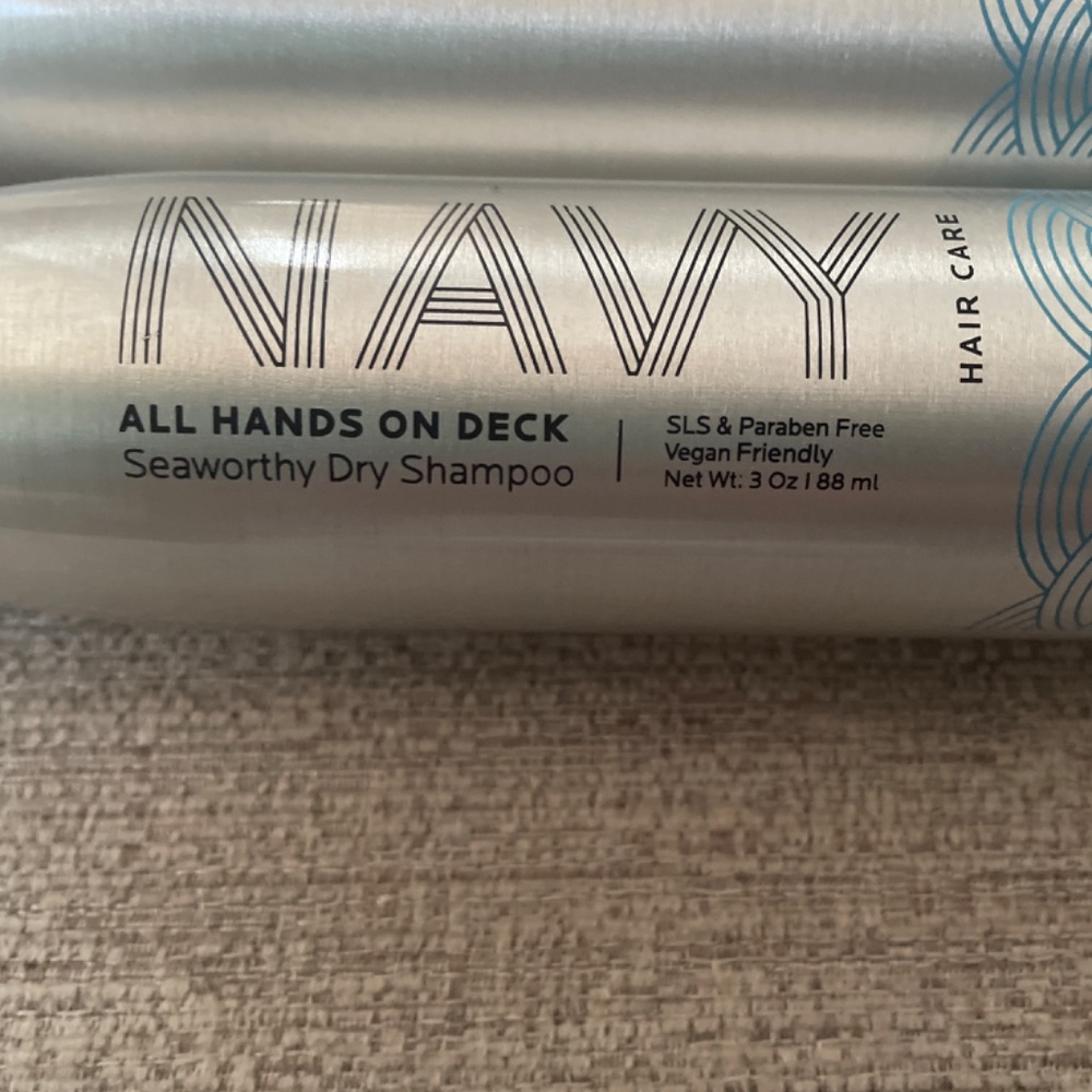 Dry Shampoo - Picture 2 of 2